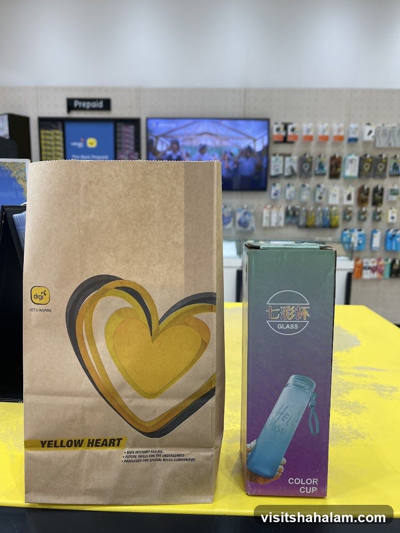 Brown paper bag and a color cup box