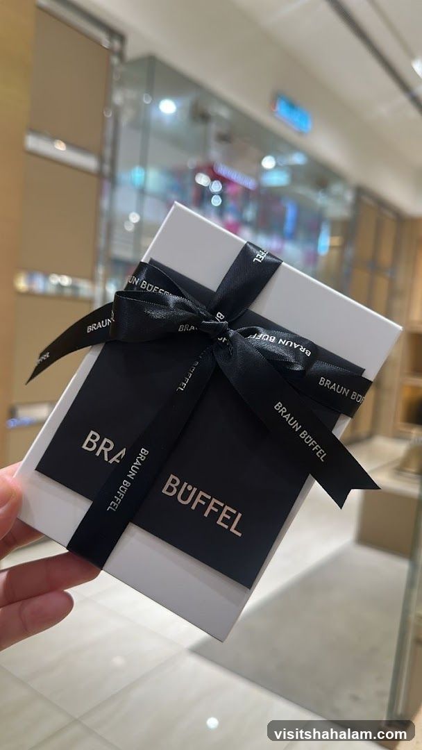Gift Box with Braun Buffel Branding