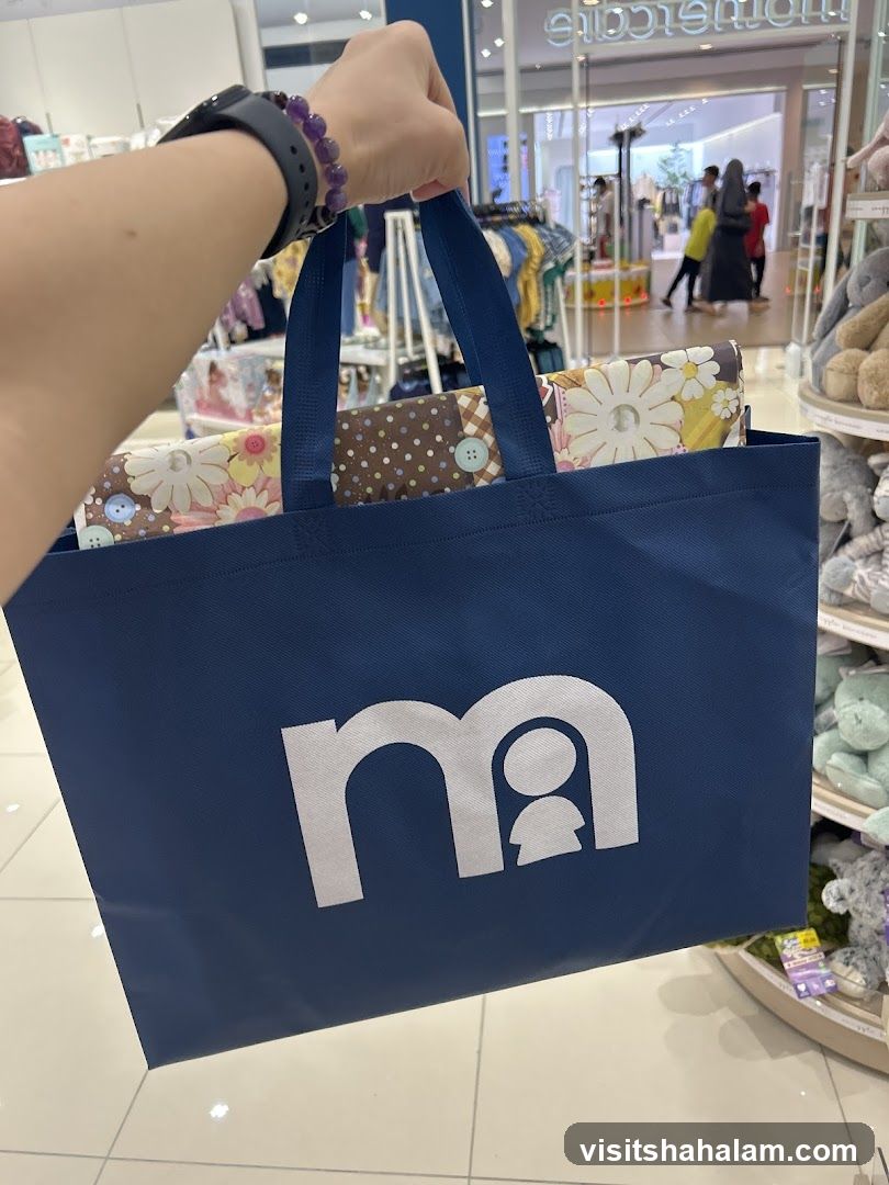 Shopping Bag with Logo