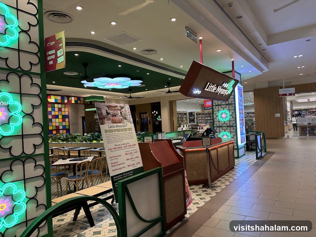Little Nyonya Restaurant Interior