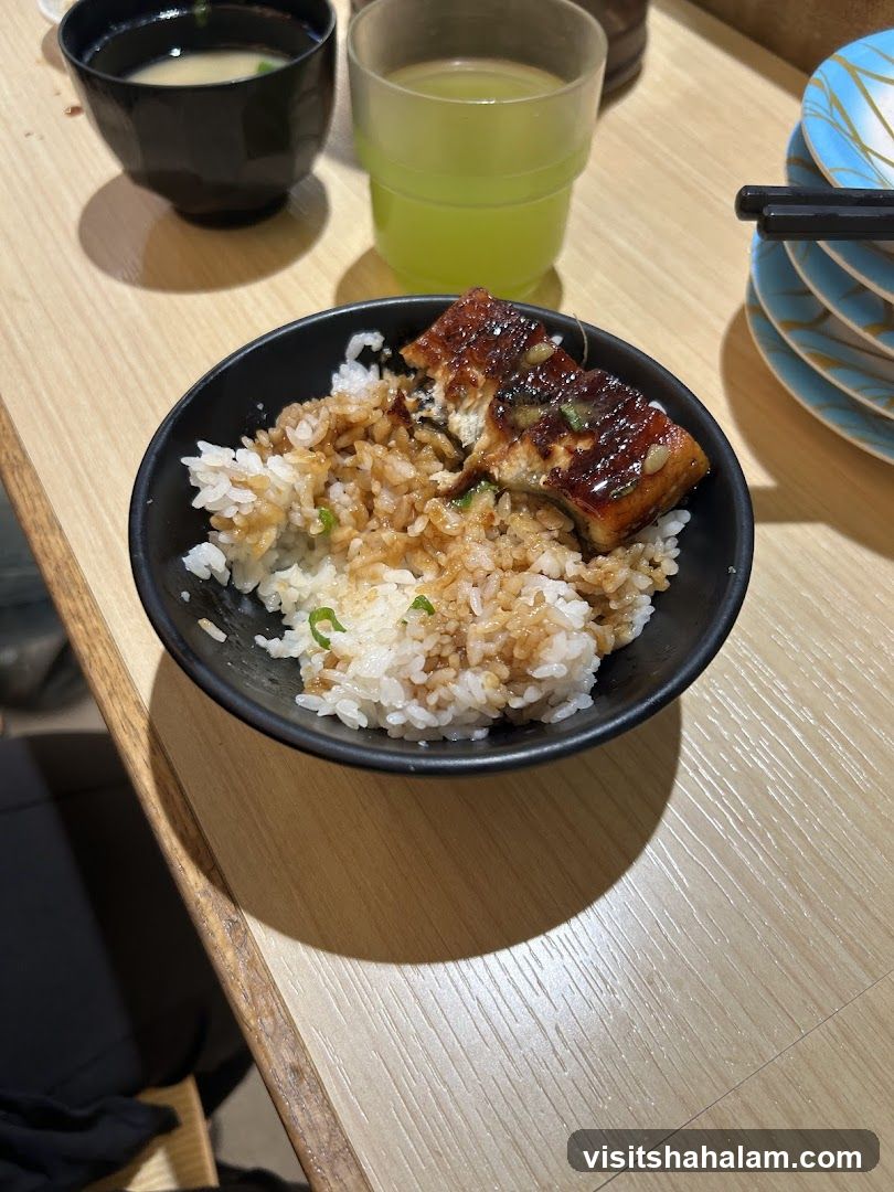 Unagi Donburi with Miso Soup and Green Drink