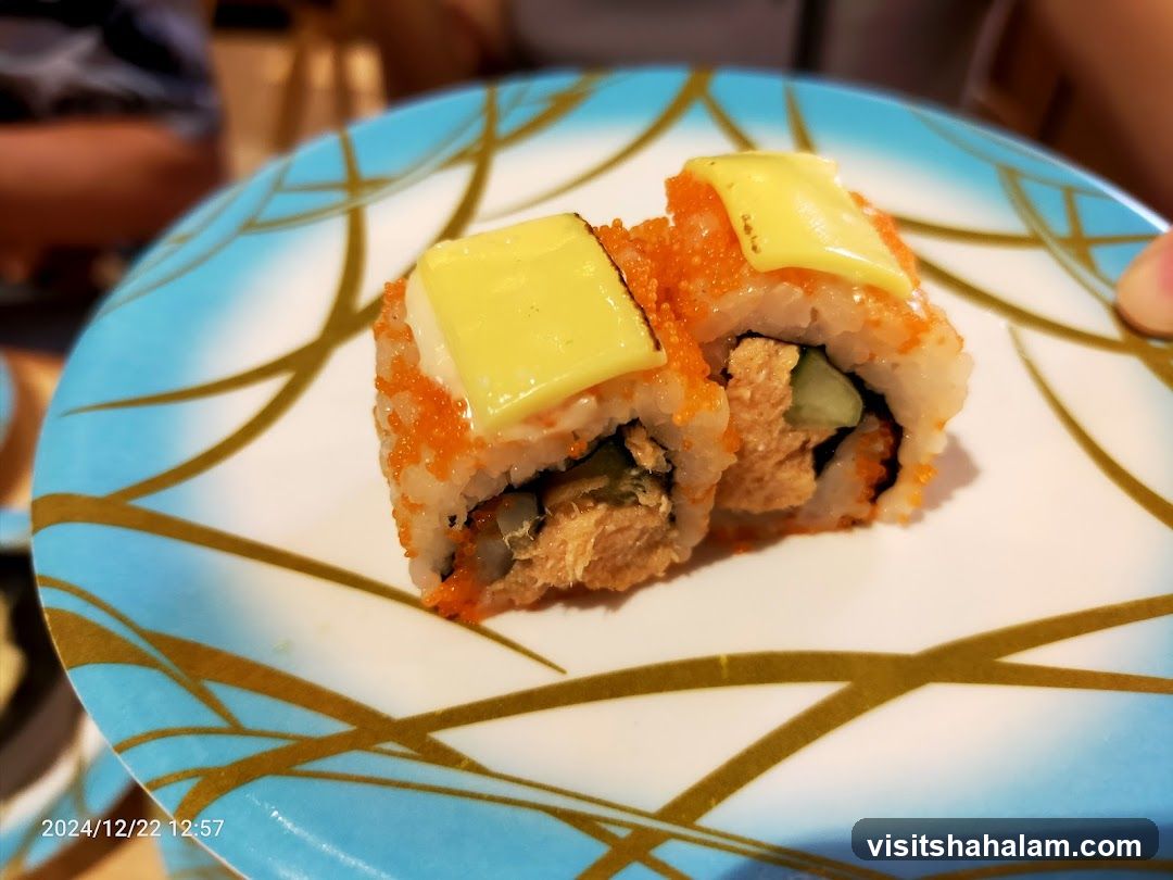 Sushi Rolls with Cheese and Roe