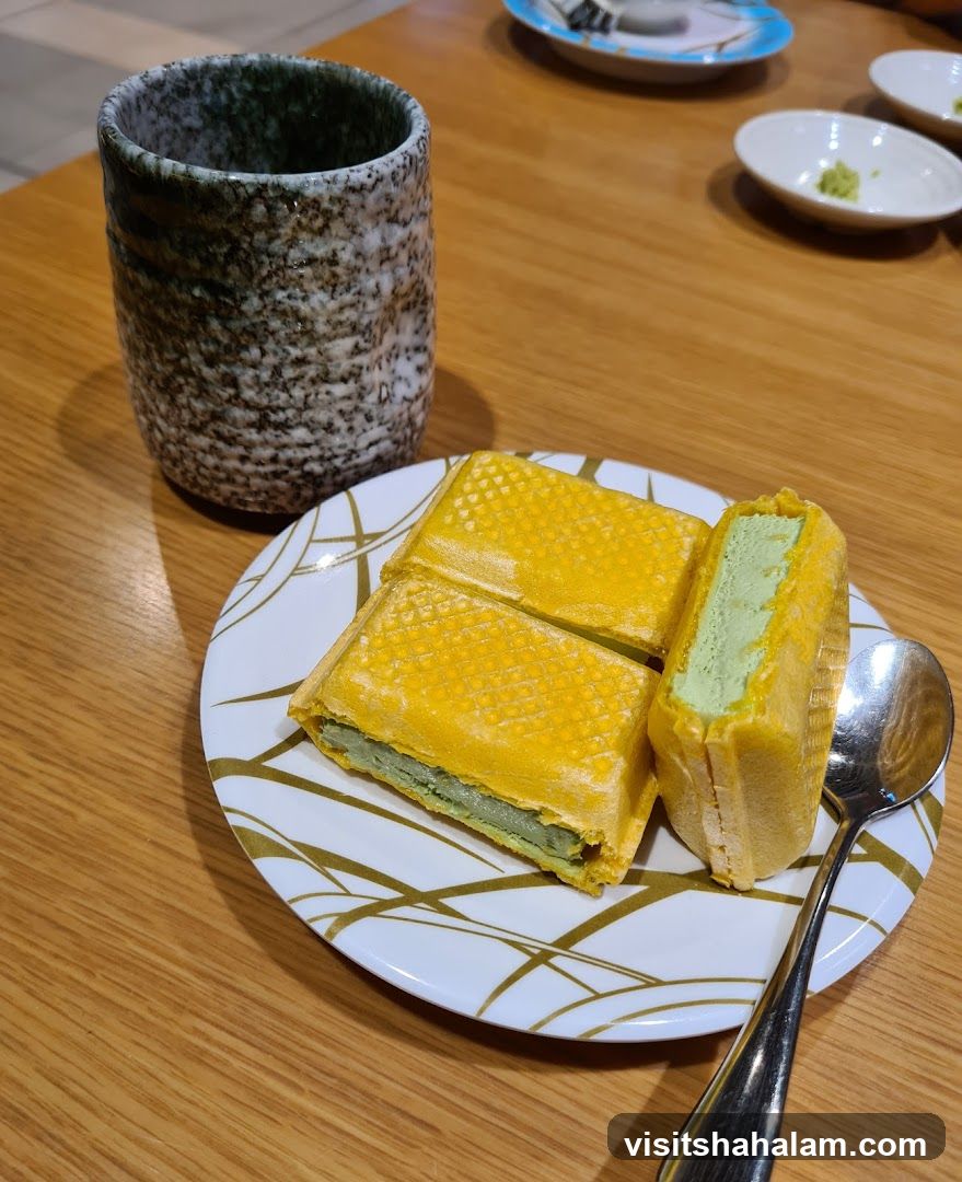 Dessert with Tea