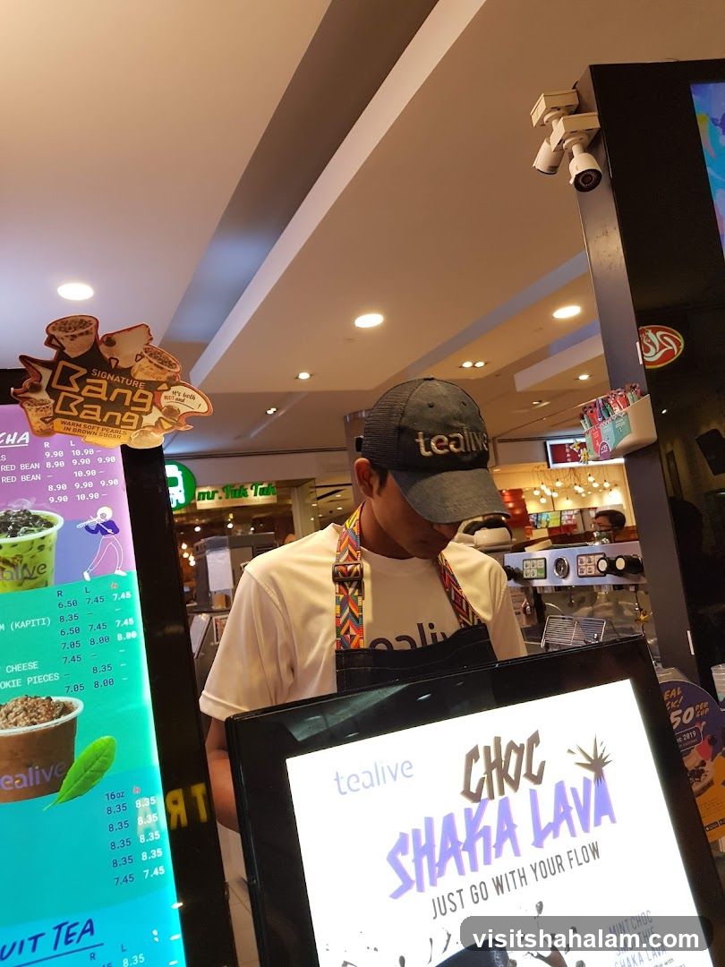 Tealive Staff and Menu