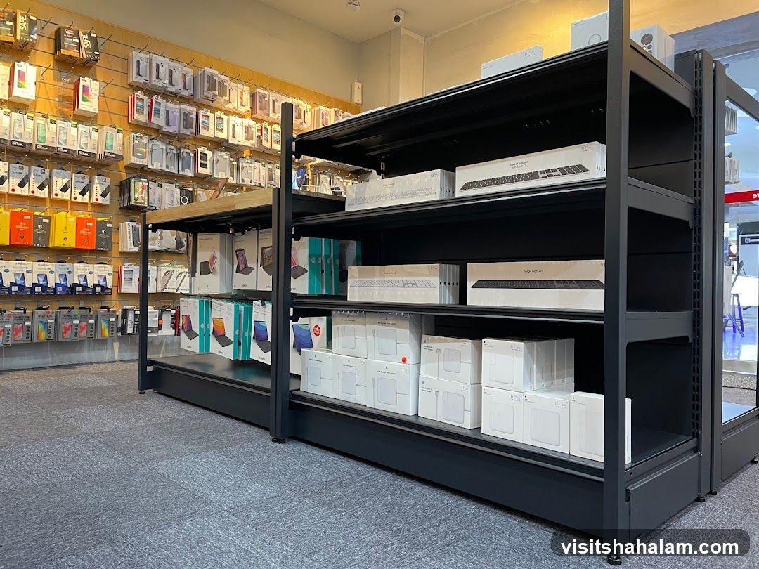 Electronics Store Display