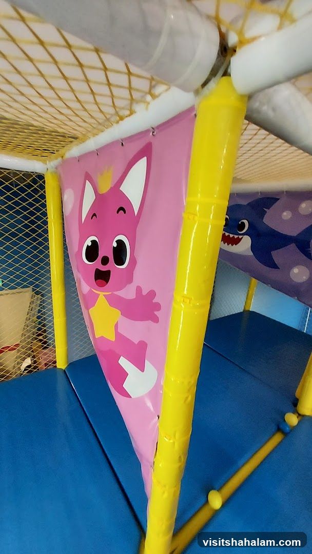 Pinkfong Baby Shark Adventure Ville