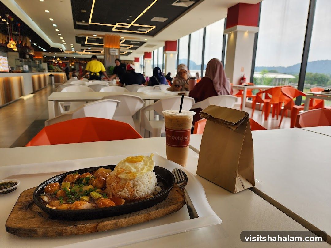 Food and Drink at a Food Court