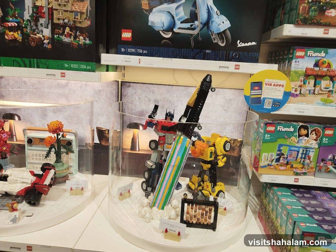 LEGO Store Display