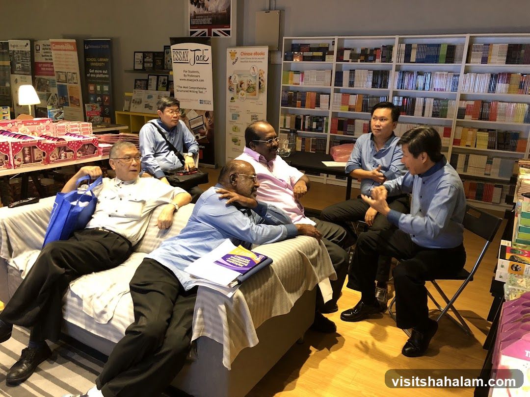 People in a bookstore