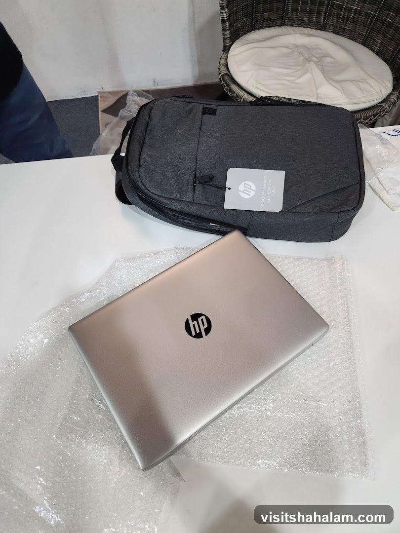 HP Laptop and Bag