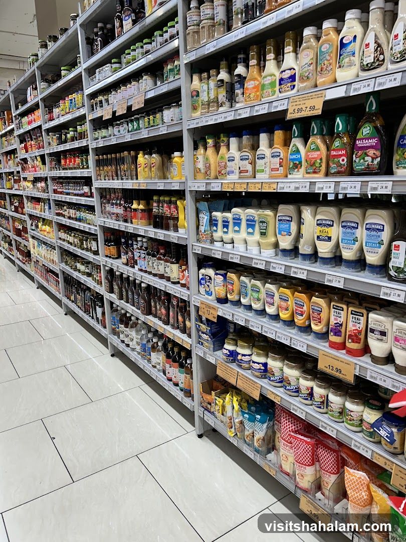Condiments and Sauces Aisle