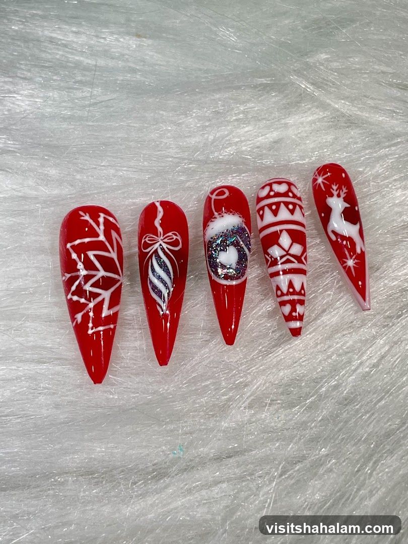 Christmas Themed Press-On Nails