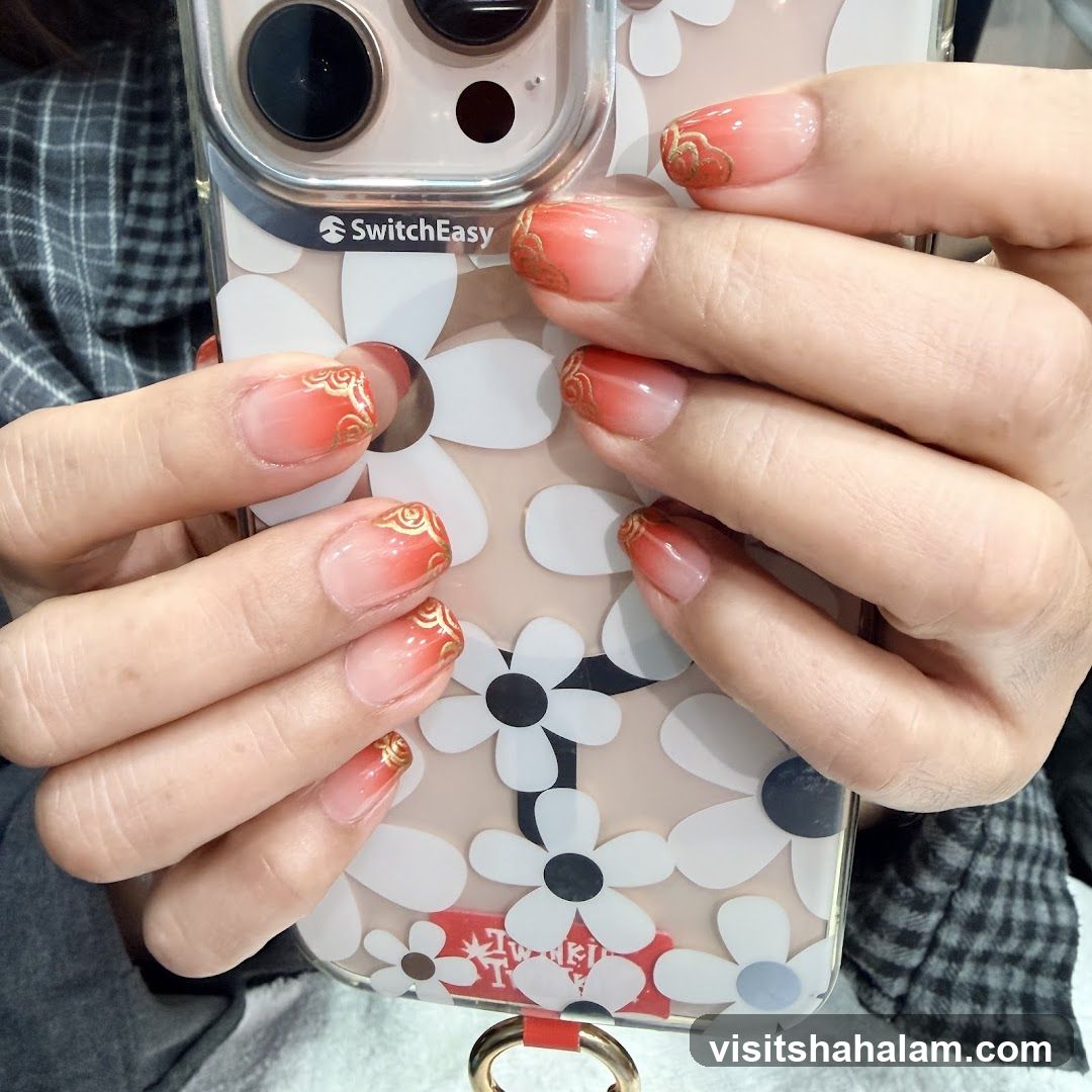 Nails with Ombre and Gold Design