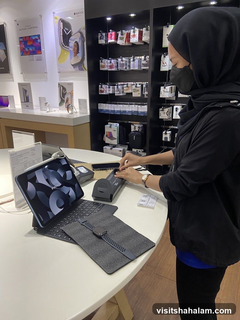 Apple Store Display
