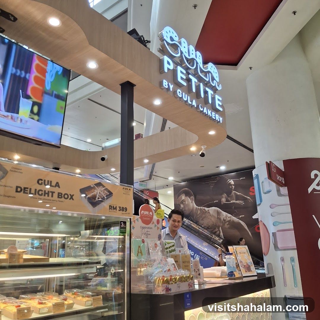 Gula Petite Bakery Counter