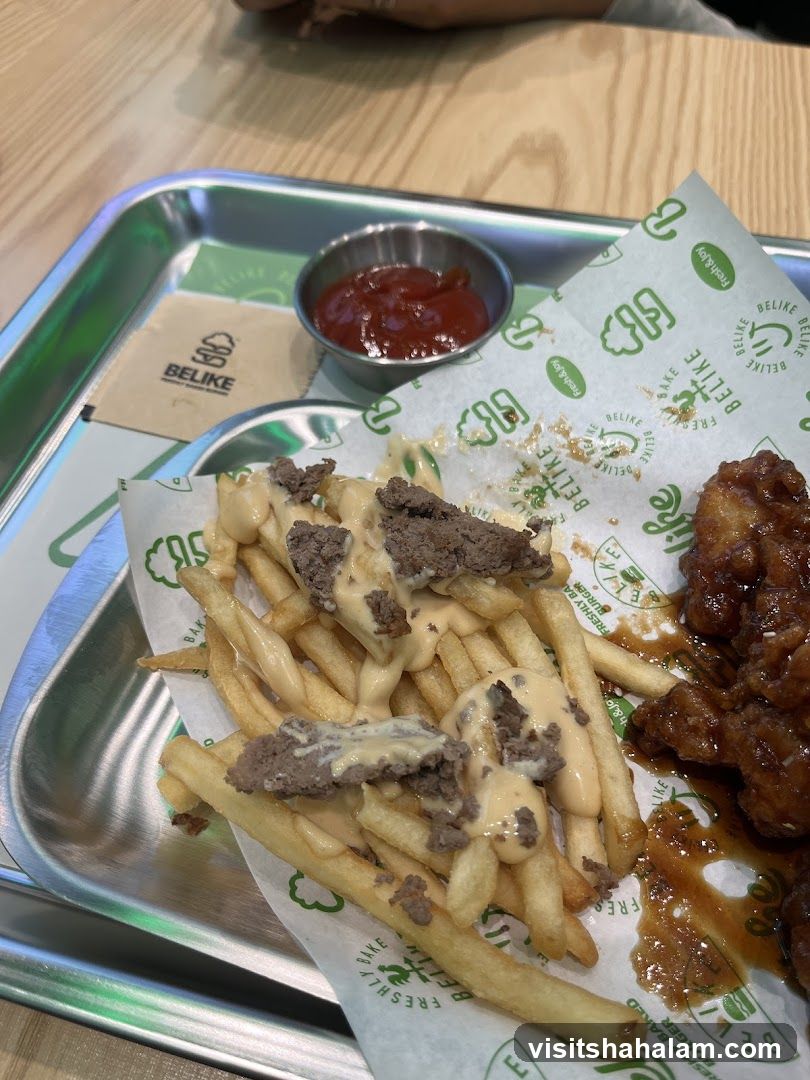French Fries with Toppings