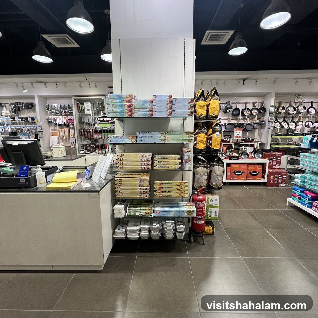 Kitchenware Store Display