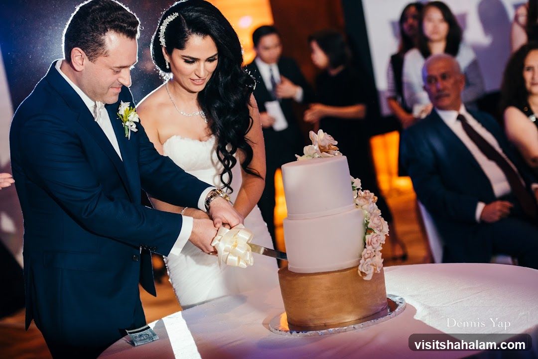Wedding Cake Cutting