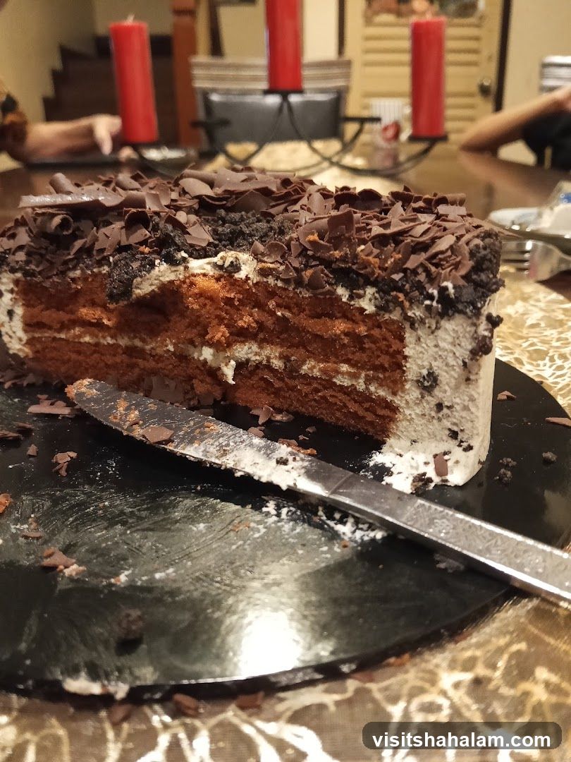 Chocolate Cake Slice