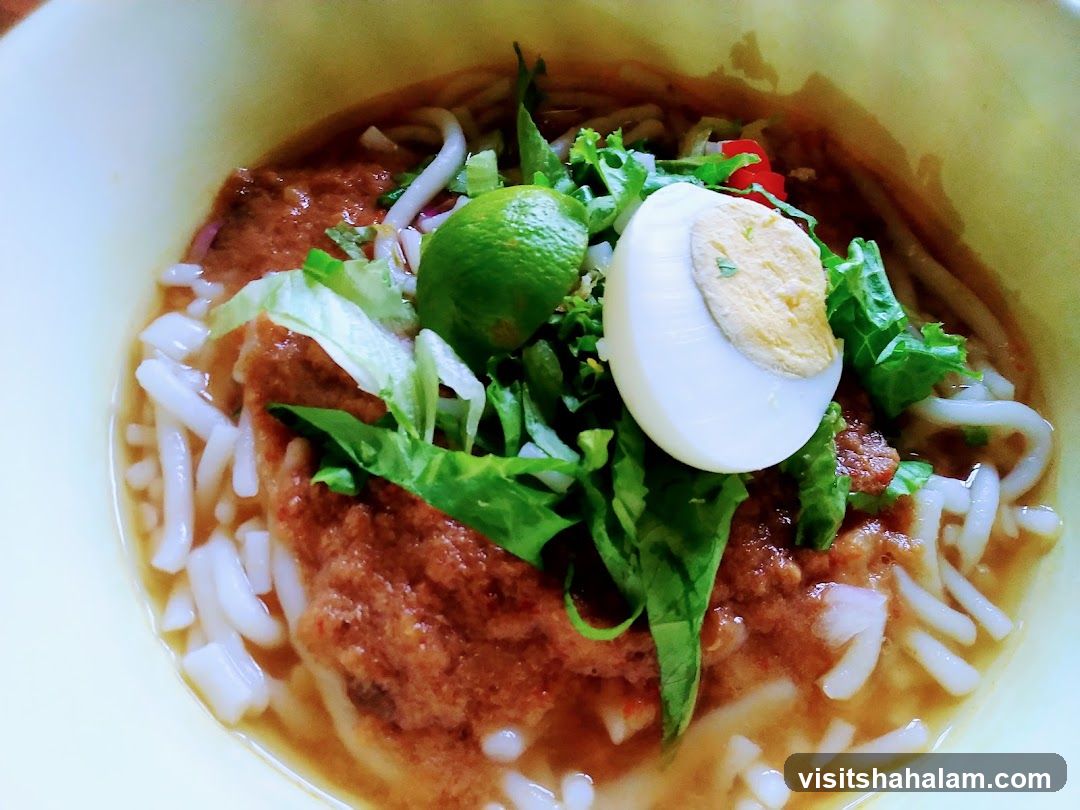 Laksa with Egg and Lime