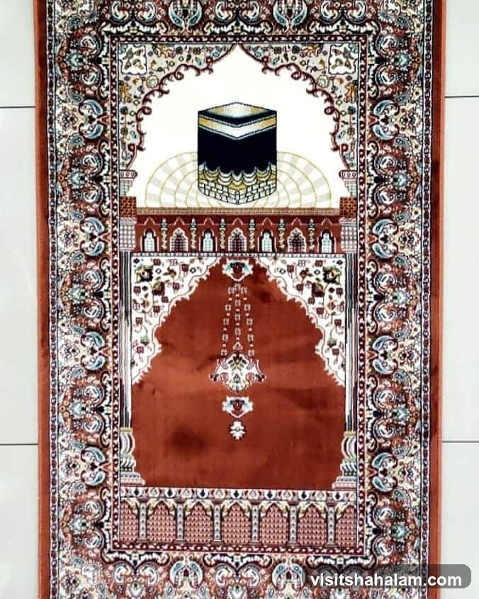 Prayer Rug with Kaaba Design