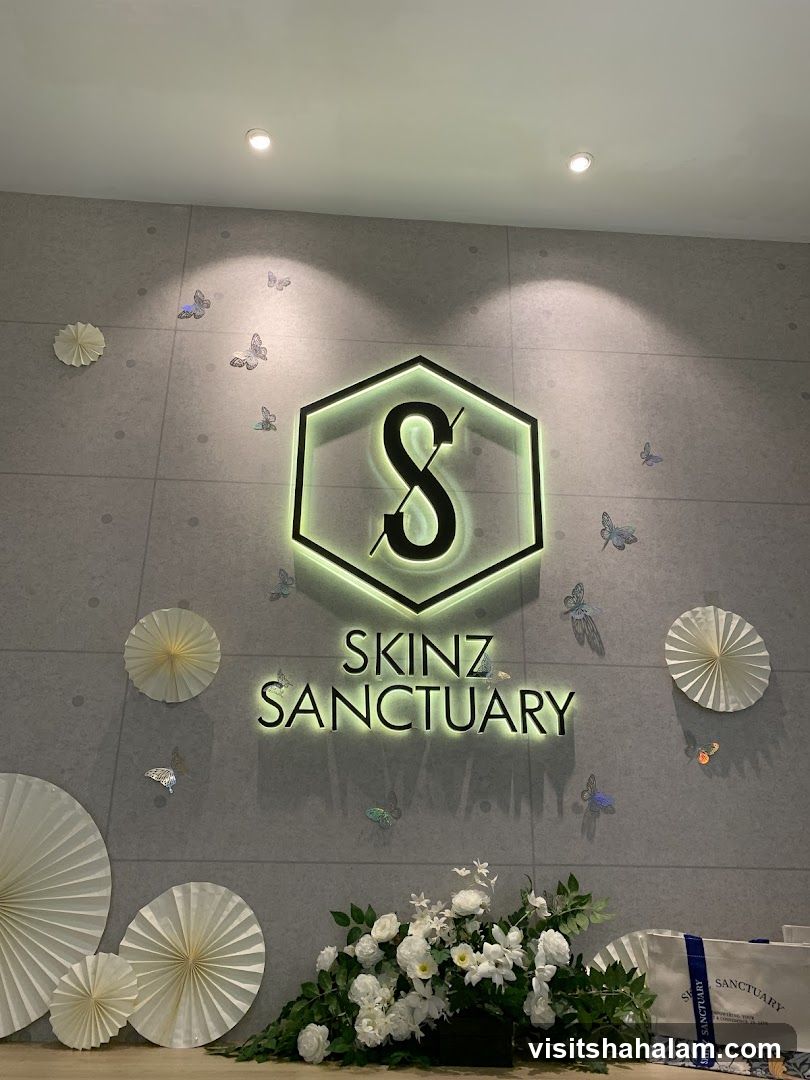 Skinz Sanctuary Logo and Decor