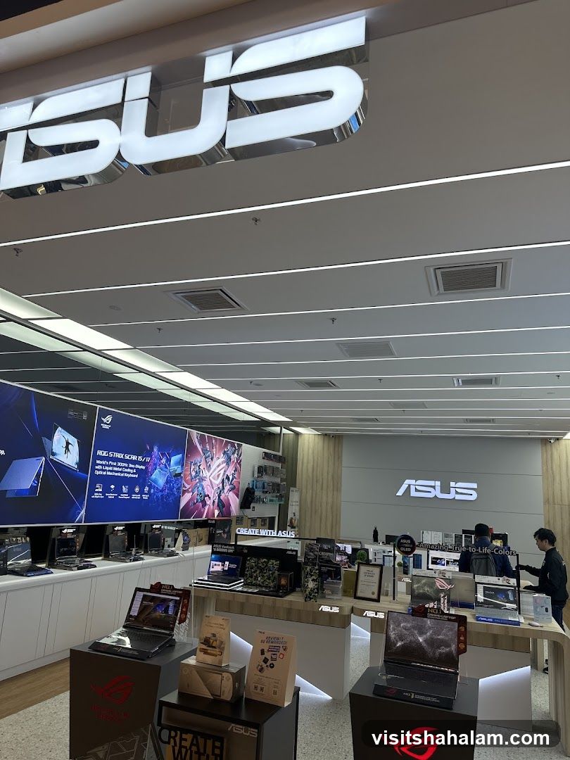ASUS Store Interior
