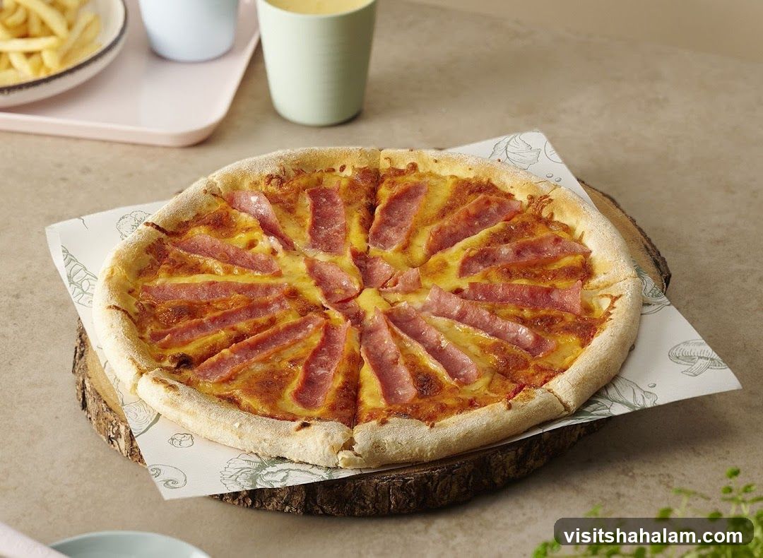 Pizza with Ham and Cheese