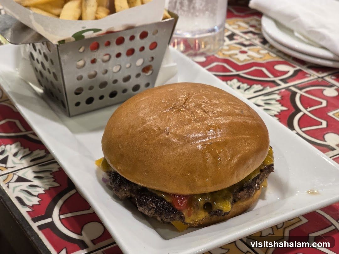 Cheeseburger and Fries