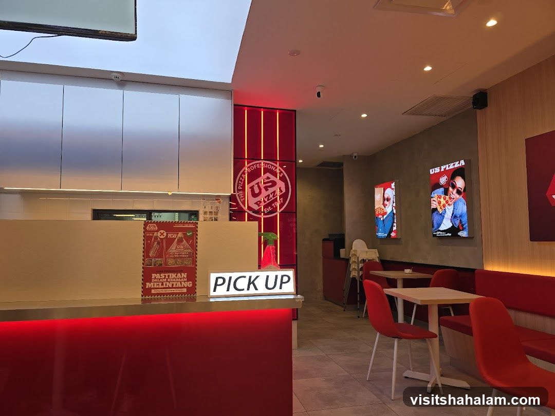 US Pizza Interior