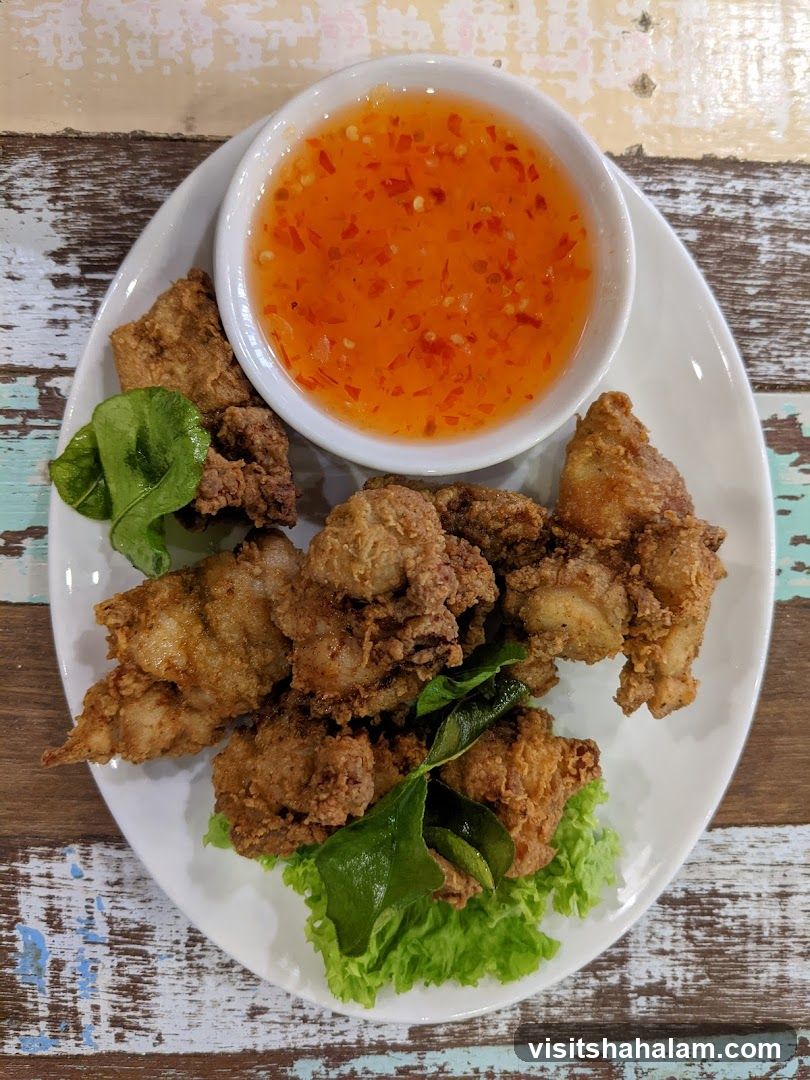 Fried Chicken Bites with Sweet Chili Sauce