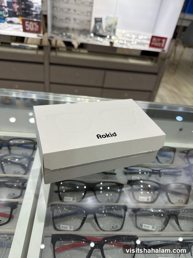 Eyeglasses Display