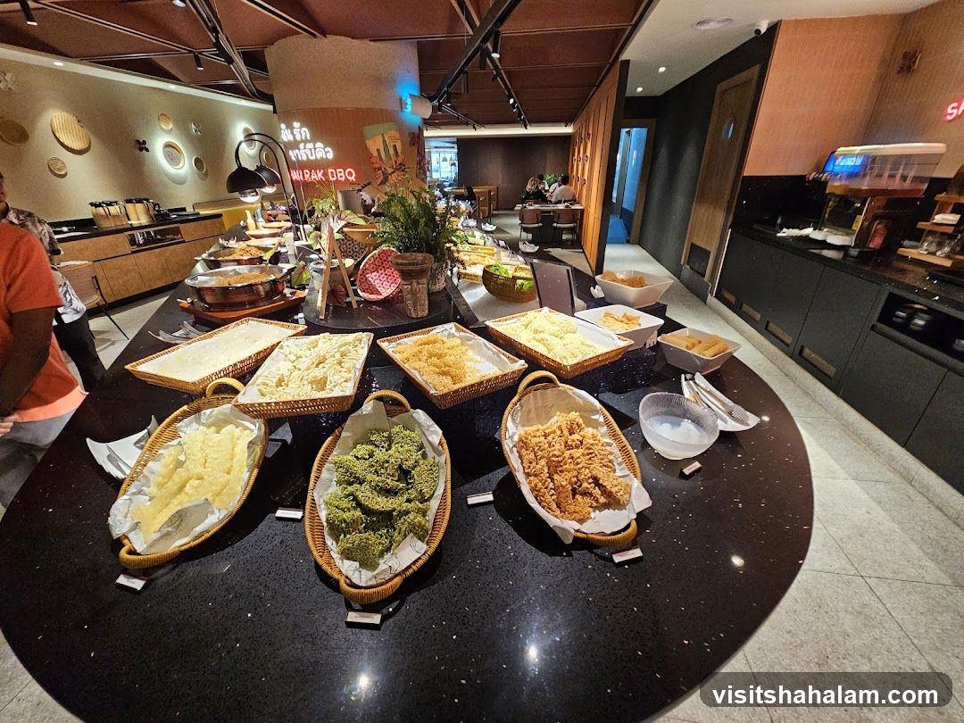 Buffet Food Display