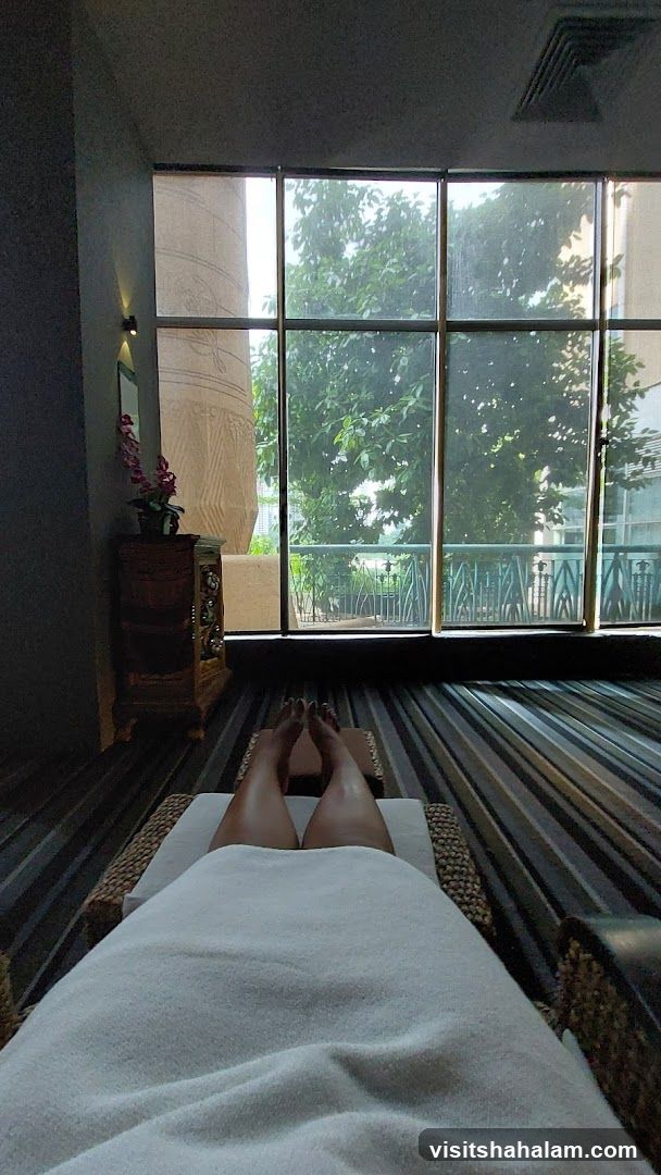 Relaxing spa room with a view