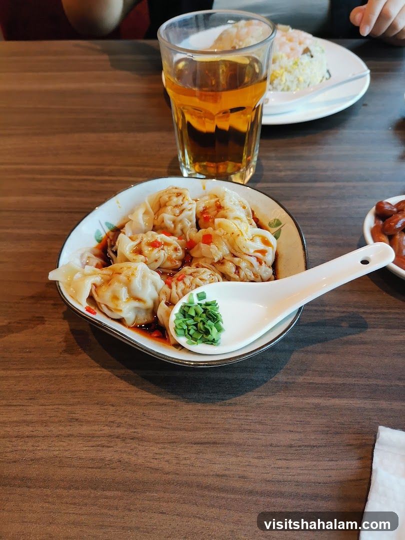 Wonton Appetizer with Tea and Fried Rice