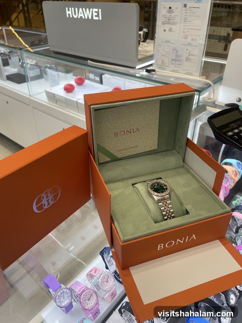 Bonia Watch Display