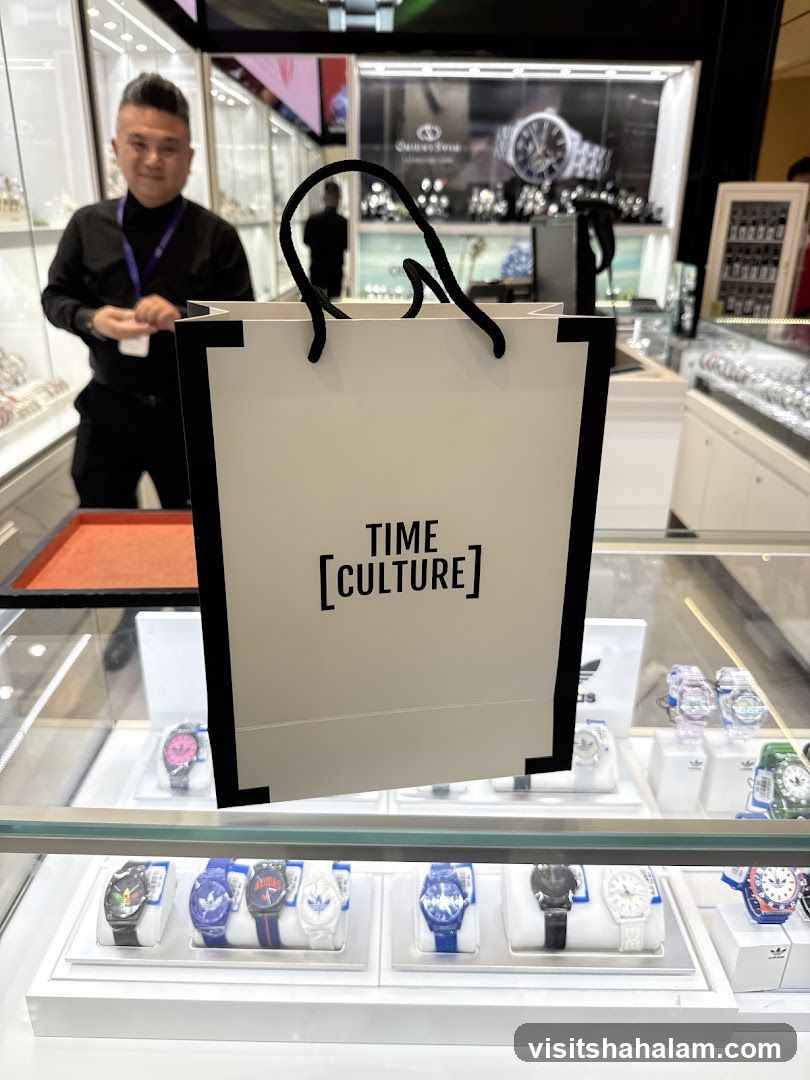 Shopping Bag with Watch Display
