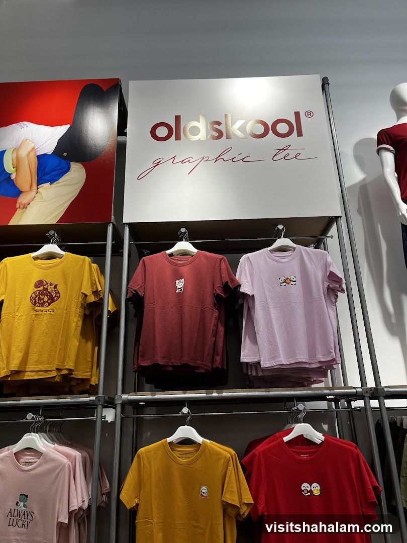 Oldskool Graphic Tees Display
