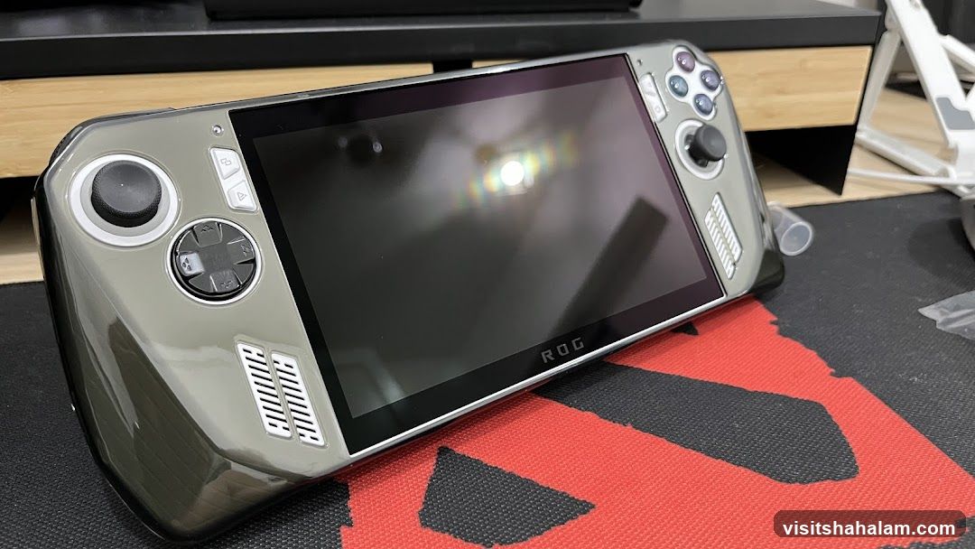 Handheld Gaming Device