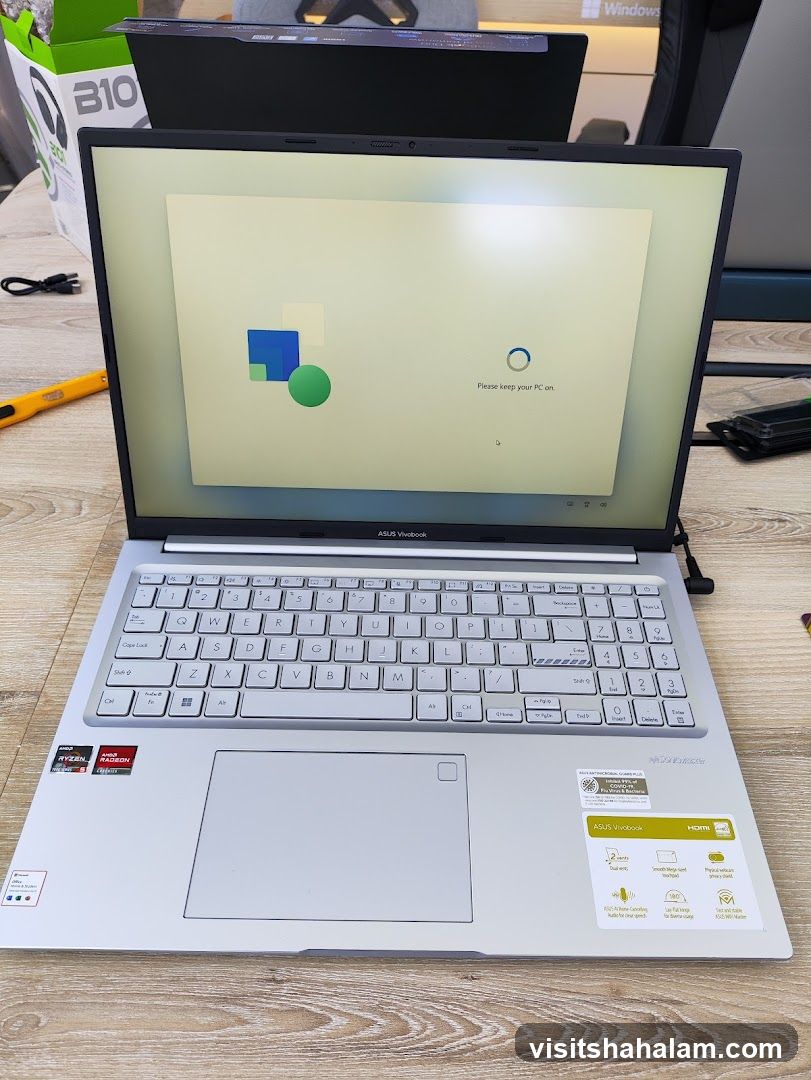ASUS Vivobook Laptop