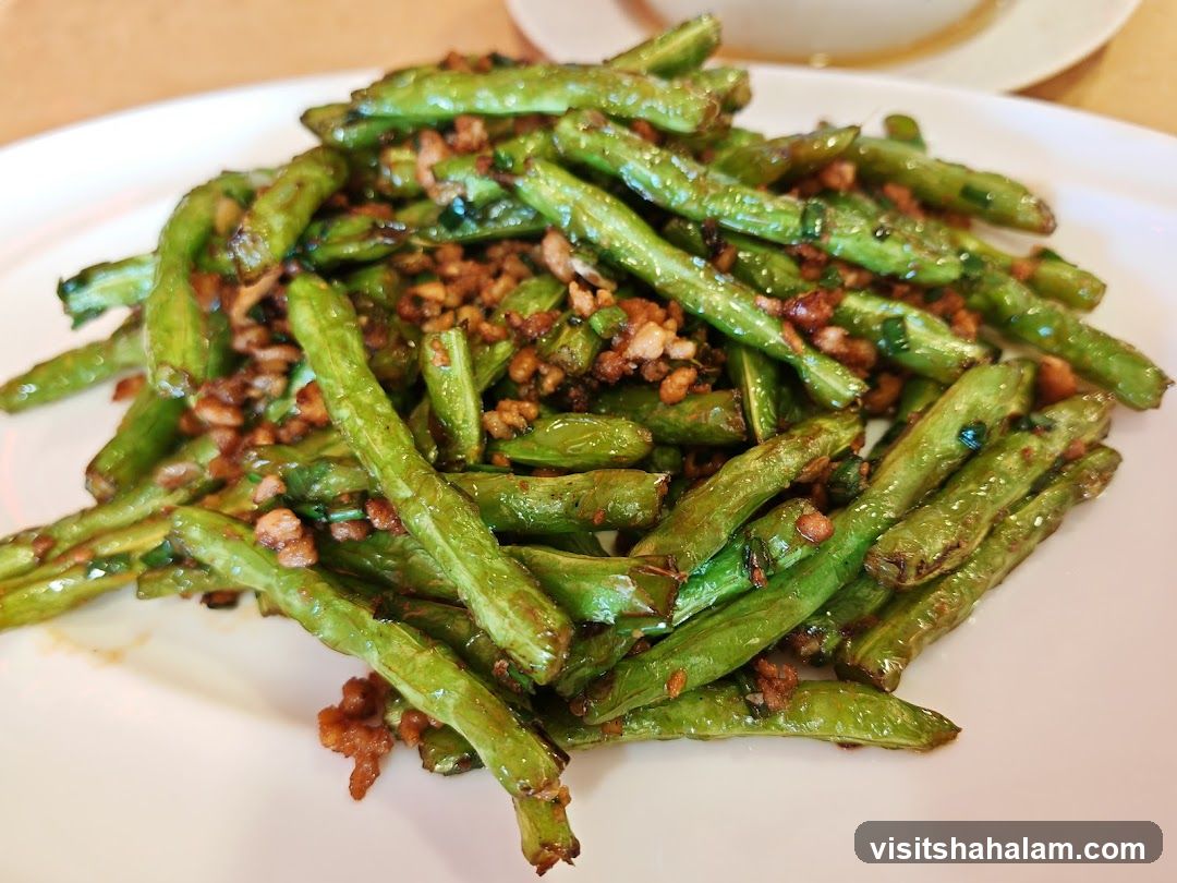 Sautéed Green Beans with Minced Meat