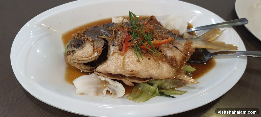 Steamed Fish with Sauce