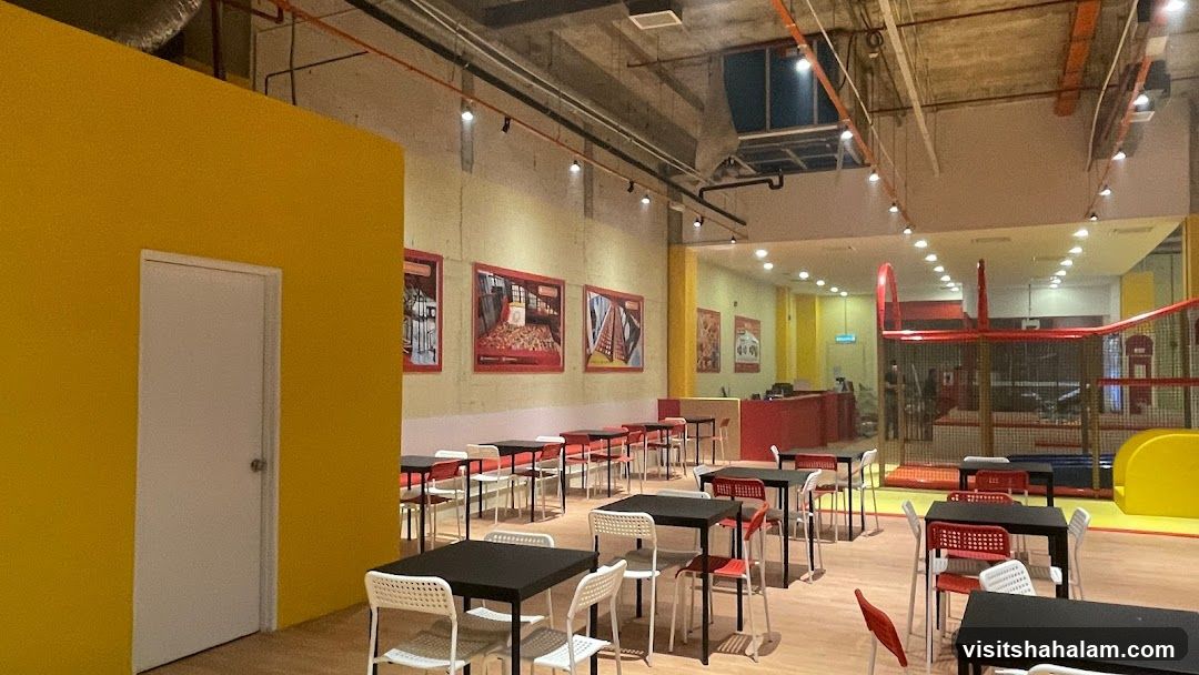 Indoor Play Area with Seating