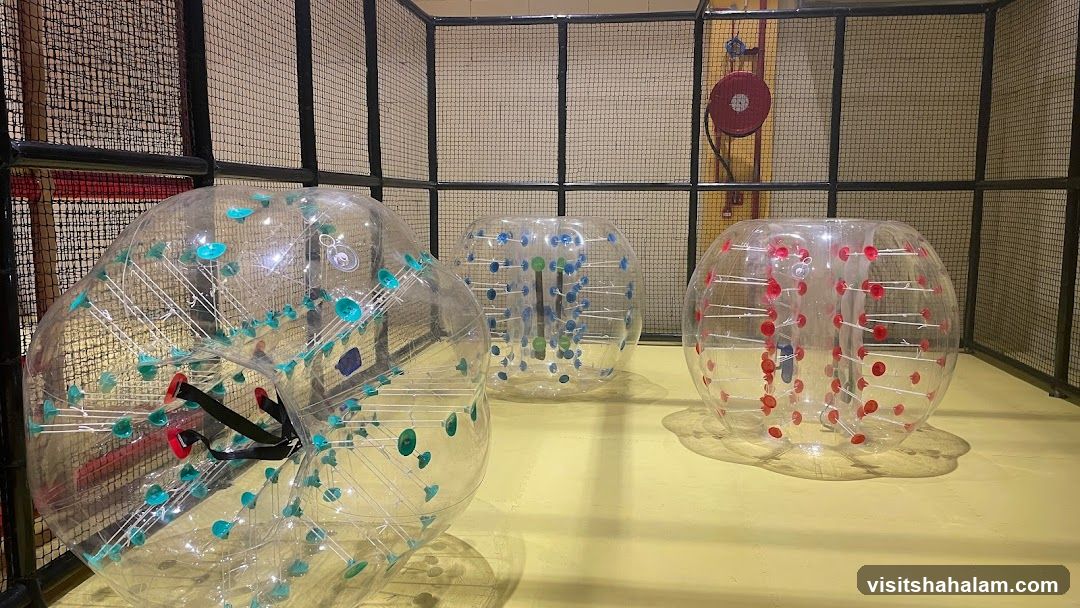 Bumper Balls in an Arena