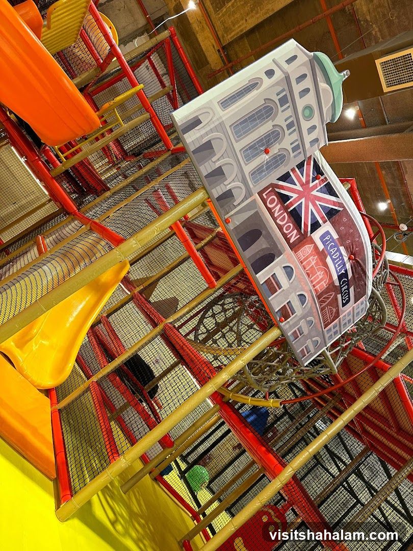 Indoor Playground with London Theme