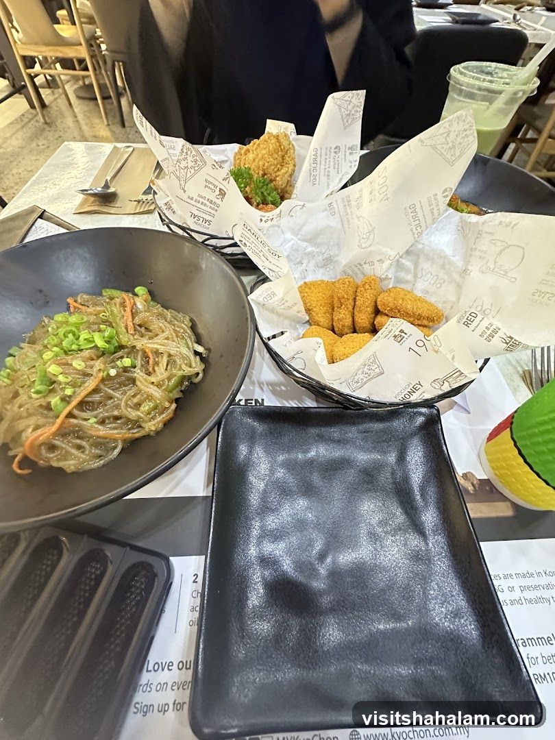 Fried Chicken and Noodles