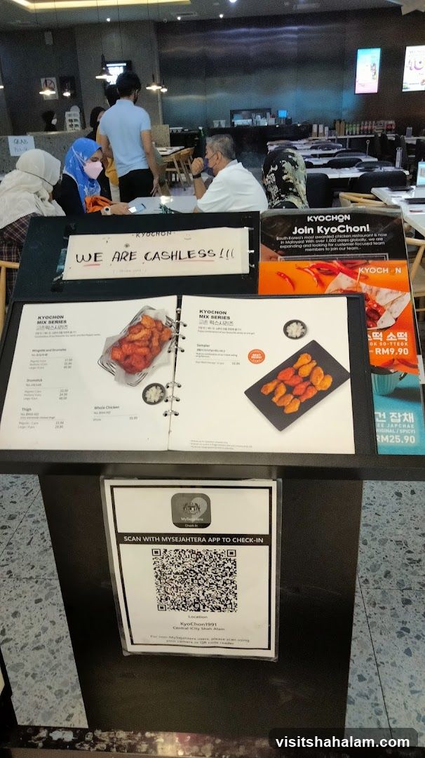 KyoChon Menu and Check-in QR Code