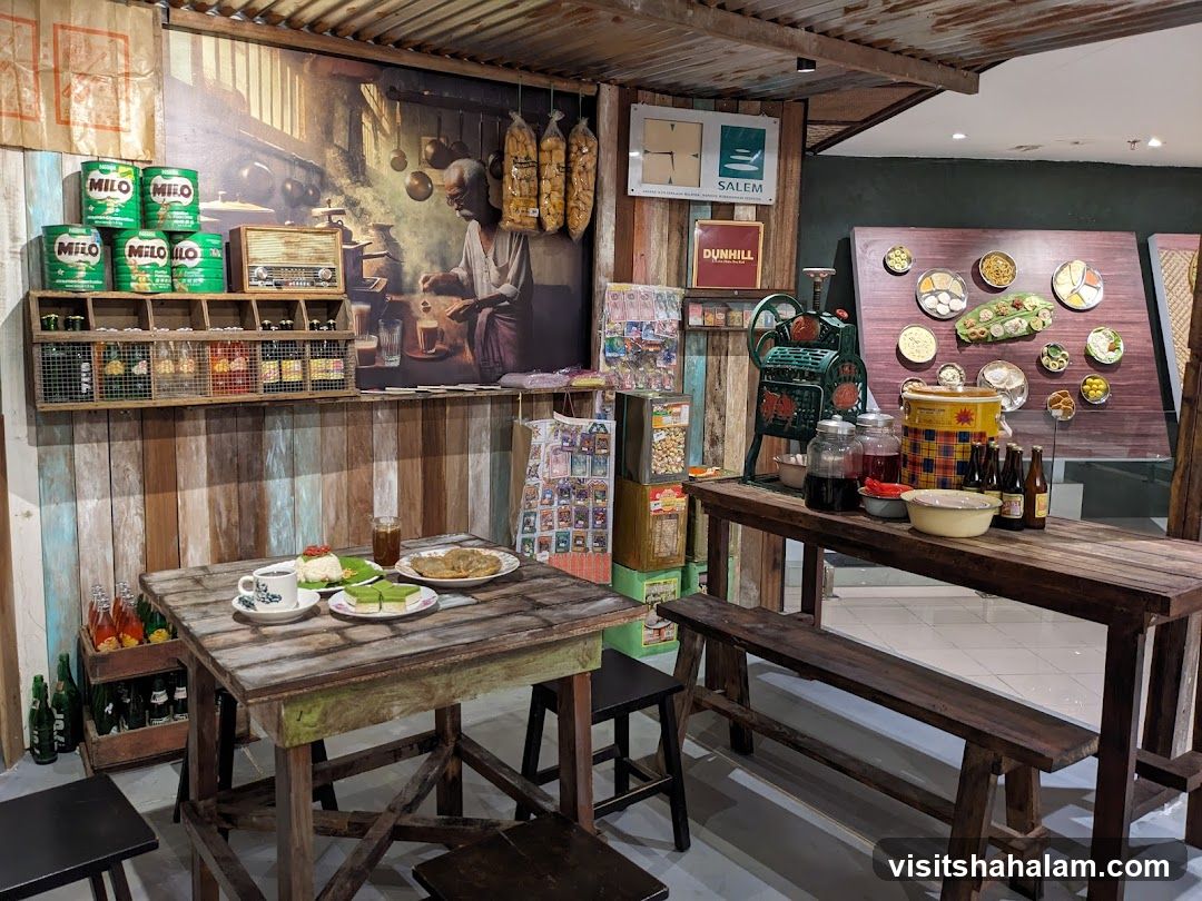 Retro Cafe Display