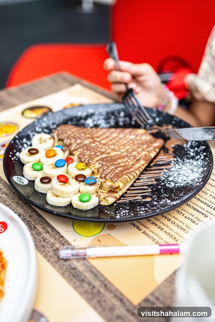 Crepe with Bananas and Chocolate