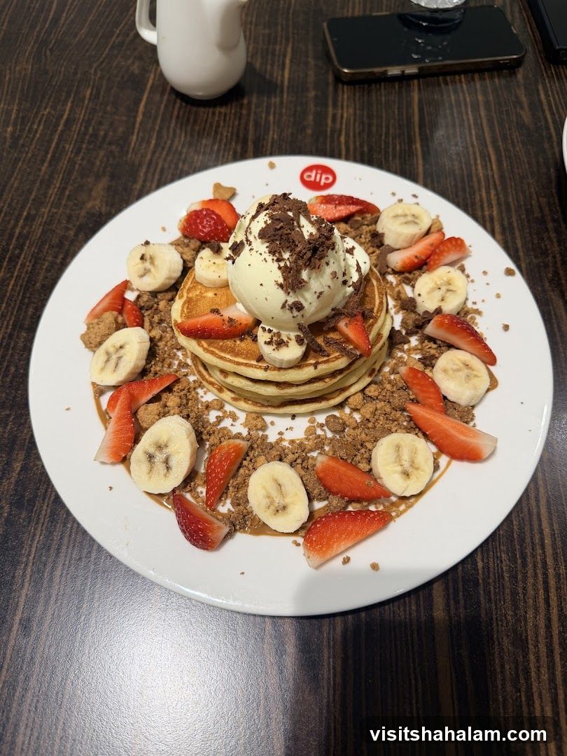 Pancakes with Ice Cream and Fruit